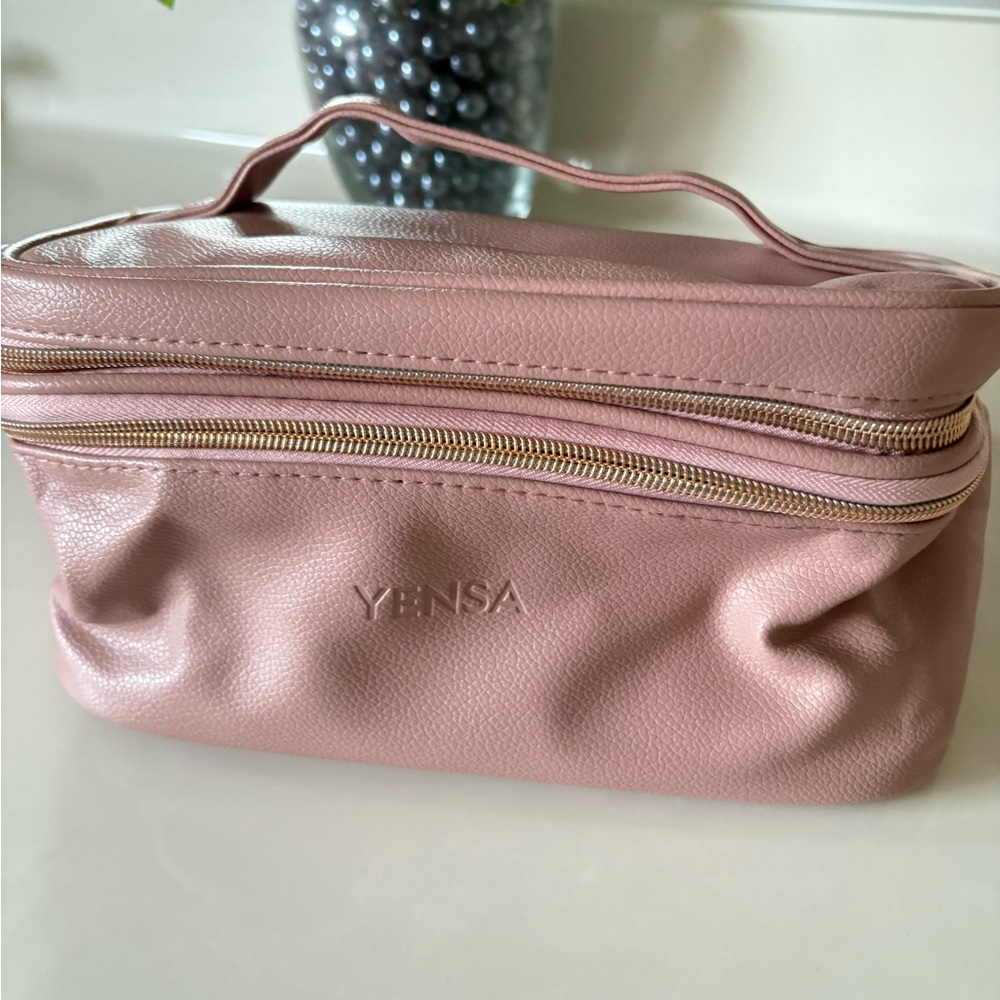 YENSA Pink Dual-Compartment Makeup Bag & Silicone Brush Cleaner Set | NWOT - Picture 2 of 9